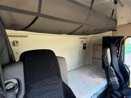 Mercedes-Benz ACTROS 2545 6x2 BOX 8m10 x 2m80 - TAILLIFT - LI...