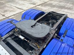 Volvo FH 16 750 6x4 RETARDER / HYDRAULICS / TANDEM AX...