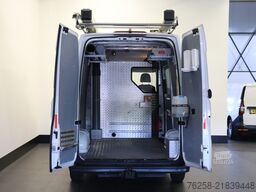Volkswagen Crafter 2.0 TDI L3H3 EURO 6 - A/C climate - Cru...