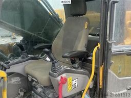 Volvo EC700CL crawler excavator w/ one bucket – Hydrauli