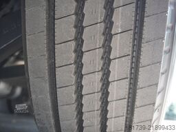Mercedes-Benz Actros 2542 / GIGA cabin / Thermoking