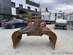 NPK D2500 Sortiergreifer - 18/25 Tonnes