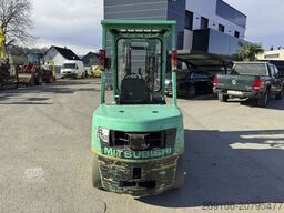 MITSUBISHI FD 35 Triplex Freihub Mast