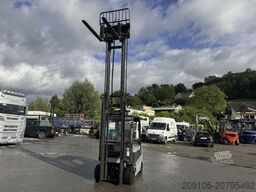 NISSAN Q02L25CU Zinken Seitenschieber