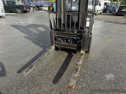 NISSAN Q02L25CU Zinken Seitenschieber