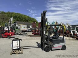 NISSAN 1Q2L25Q *Triplex+Kool Reachforcks*2960 h Top