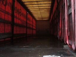 SCHMITZ CARGOBULL S01 Pritsche + Plane SAF-Achsen