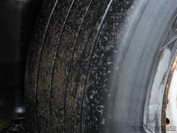 SCHMITZ CARGOBULL S01 Pritsche + Plane SAF-Achsen