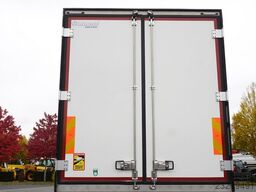Volvo FH 500 6x2 / KRONE 18 EPAL refrigerator