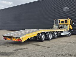 Iveco AD320S42 8x2 / RETARDER / WINCH / AUTO-TRANSPORTER