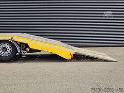 Iveco AD320S42 8x2 / RETARDER / WINCH / AUTO-TRANSPORTER