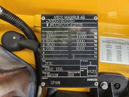 Iveco AD320S42 8x2 / RETARDER / WINCH / AUTO-TRANSPORTER