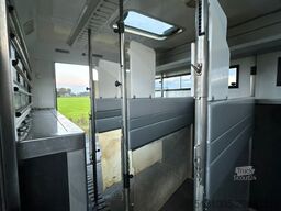 Mercedes Atego Mercedes Atego STX 5 Paards super conditie.