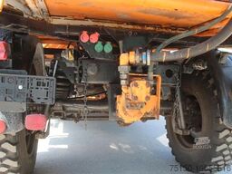 UNIMOG 408/10 - U90 4x4 WINTERDIENST Nr.: 571