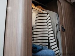 LMC Cruiser T740 EL sofort Verfügbar,3e+4e Sitzplatz