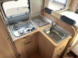 BÜRSTNER Quattro iT 664 - Hubbett -  - Solar