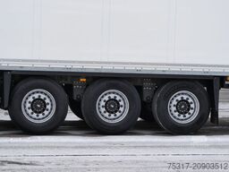 SCHMITZ CARGOBULL SKO 24/ DOPPELSTOCK / LIFTACHSE /2,70 ZURRINGE