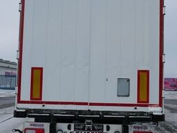 SCHMITZ CARGOBULL SKO 24/ DOPPELSTOCK / LIFTACHSE /2,70 ZURRINGE