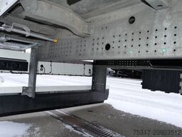 SCHMITZ CARGOBULL SKO 24/ DOPPELSTOCK / LIFTACHSE /2,70 ZURRINGE