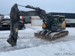 VOLVO Raupenbagger ECR235EL Verstell OilQuick OQ70/55