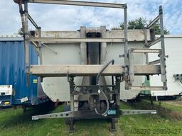 SCHMITZ CARGOBULL SKI 24 SL 06 / 7,2 Stahlkippmulde