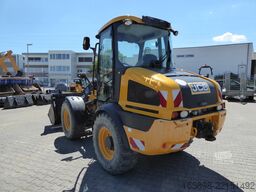 JCB 409 T4