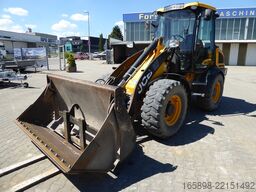 JCB 409 T4