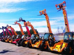 JCB 520 - 40 4WS 4x4x4 4m/1.8t vgl. 516