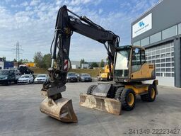 VOLVO EW140 C 2x Schaufeln Oilquick
