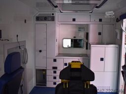 MERCEDES-BENZ Sprinter Rettungswagen