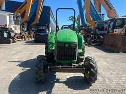John Deere 4520