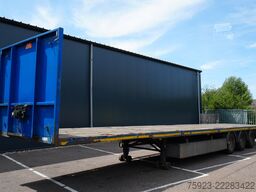 Pacton 3 axle Flatbed trailer with twistlocks mega