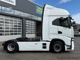 IVECO S-Way 490 4x2