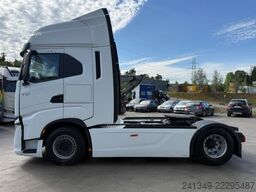 IVECO S-Way 490 4x2