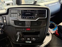 IVECO S-Way 490 4x2