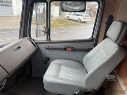 Mercedes-Benz 817 4x2 Pferdetransport / Swiss-Vehicle