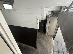 Mercedes-Benz 817 4x2 Pferdetransport / Swiss-Vehicle