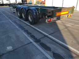 RENDERS RPCC 12:27 2x20 30 40 high cube