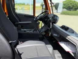 Mercedes-Benz Unimog U 527