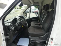 peugeot Boxer Kasten 335 L2H2 Premium BlueHD KAM/TEMPOMAT