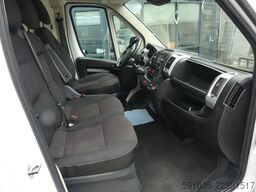 peugeot Boxer Kasten 335 L2H2 Premium BlueHD KAM/TEMPOMAT