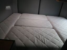 HANNES CAMPER Robeta 140