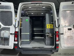 VOLKSWAGEN CRAFTER BOTTREGALS. AUTOMATIK NAVI ACC STANDHZG.