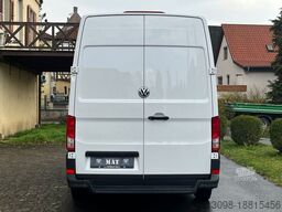 VOLKSWAGEN CRAFTER BOTTREGALS. AUTOMATIK NAVI ACC STANDHZG.