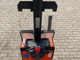 BT Toyota Hochhubwagen Elektro SWE080L Staxio 800kg