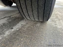 KÖGEL S 24 Mega Tautliner für Überbreite Hubdach LASI