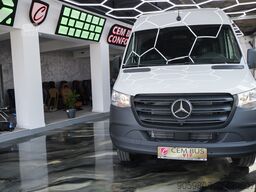 Mercedes-Benz Sprinter 517