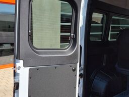 PEUGEOT Boxer  Hochraum 9 Sitzer L3H2 verglast BlueHDi