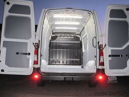 Opel Movano 2,3 D L2H2 Schwingsitz 270° Türen