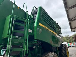 John Deere WT56/T560HM Mähdrescher *verunfallt*